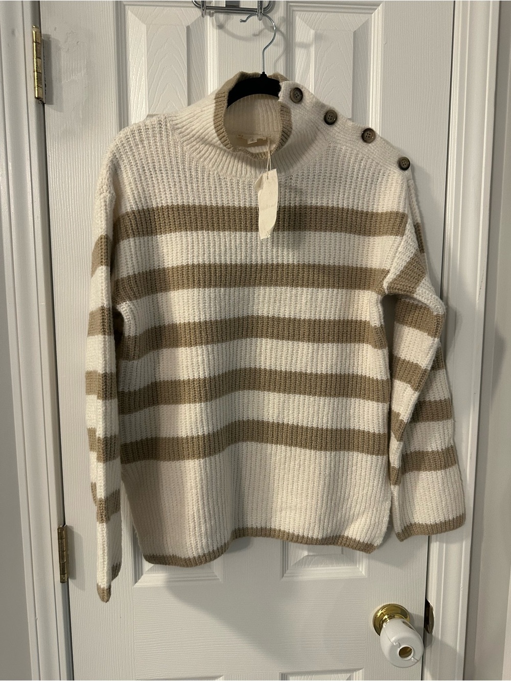 NWT Hem & Thread Cream & Tan Striped Button-Shoulder Sweater